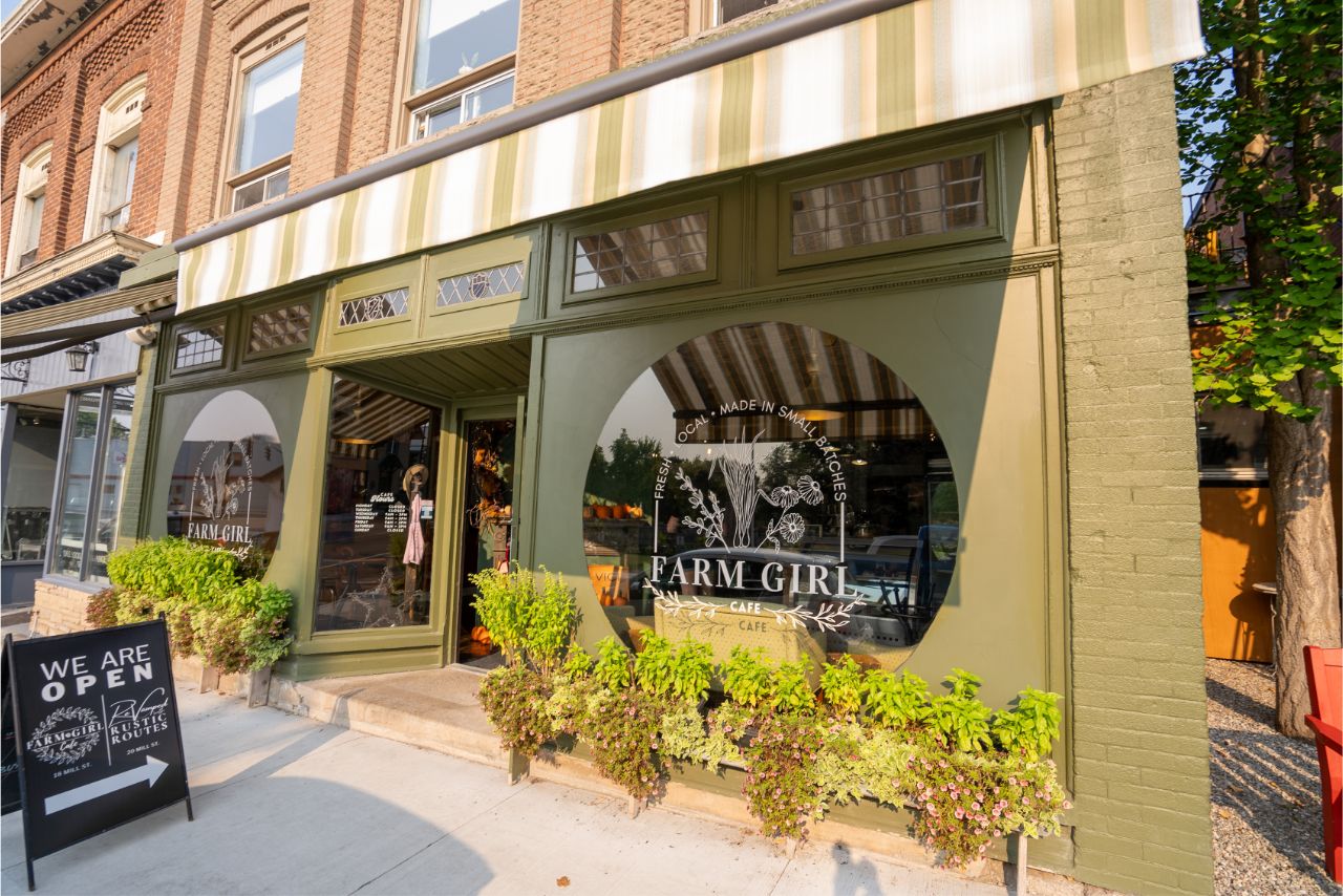 exterior of Farm Girl Cafe